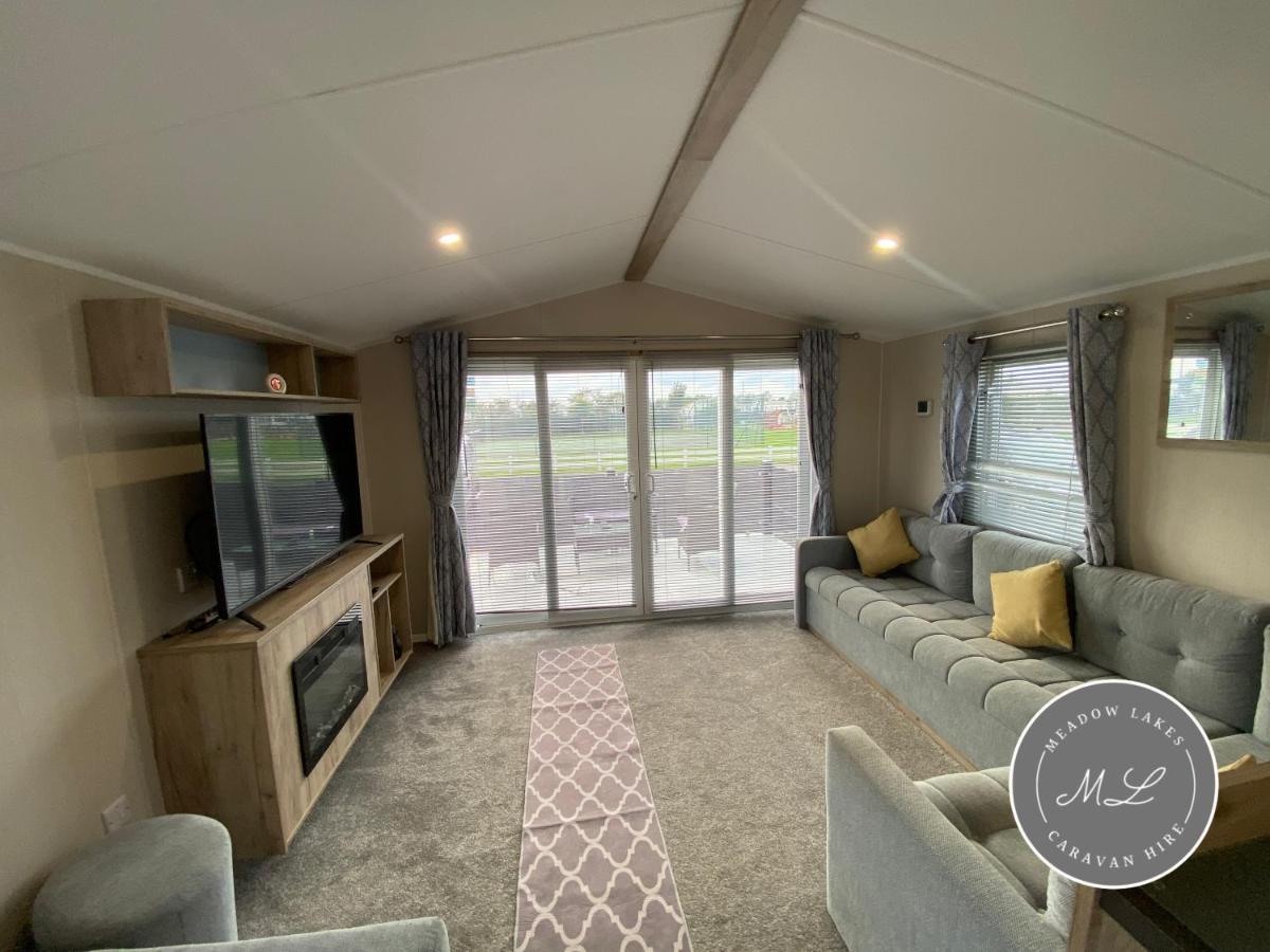 Meadow View 171 - Golden Palm - Central Heating, Wifi, Pet Friendly, Bed Linen - Meadow Lakes Caravan & Lodge Hire Chapel St. Leonards Exterior foto