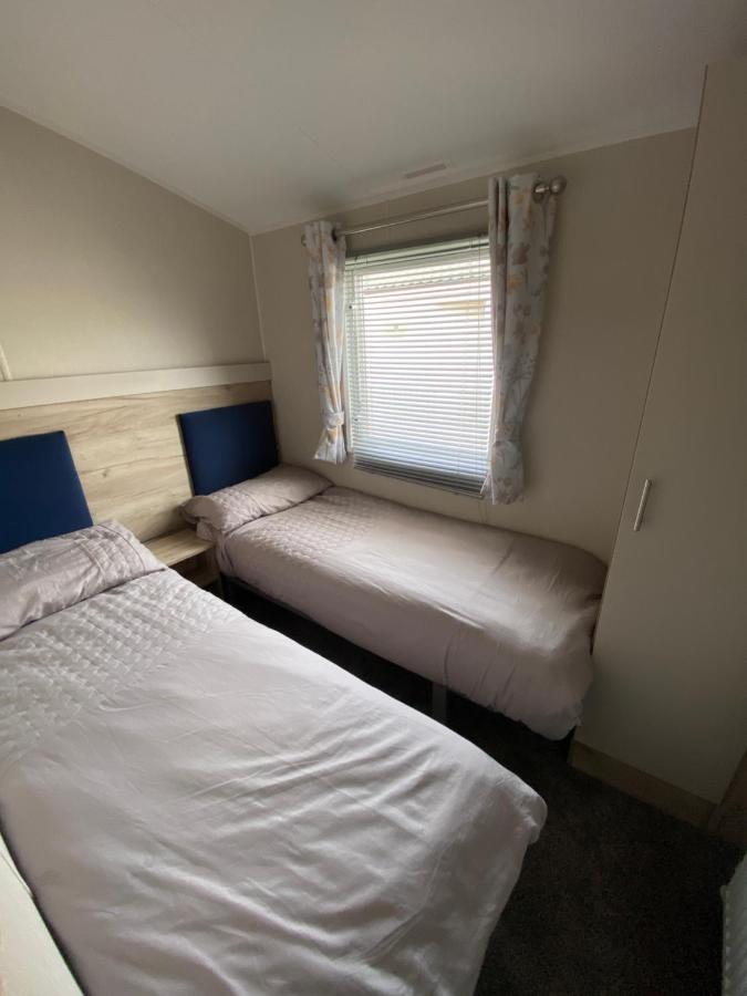 Meadow View 171 - Golden Palm - Central Heating, Wifi, Pet Friendly, Bed Linen - Meadow Lakes Caravan & Lodge Hire Chapel St. Leonards Exterior foto